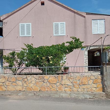 Guesthouse Eljuga Family ستاري غراد المظهر الخارجي الصورة