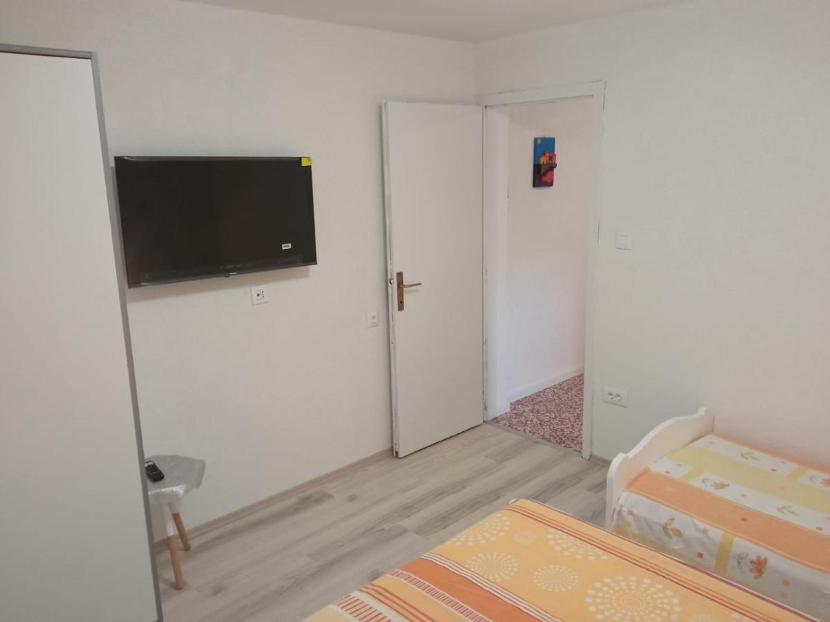 Guesthouse Eljuga Family ستاري غراد المظهر الخارجي الصورة